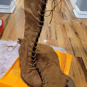 Women boots